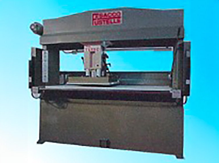 Fustellatrice idraulica a ponte "TURBO" 1750x520 Piatto tranciante 500x500 potenza 30 ton.