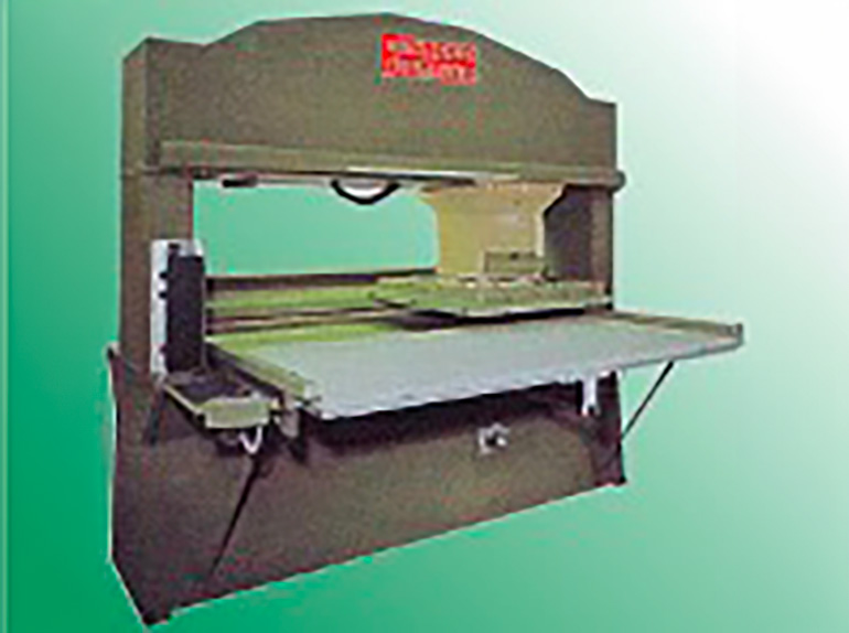 Fustellatrice idraulica a ponte da 1600x500 a 2000x1000 con carro estraibile Potenza da 45 a 60 ton.